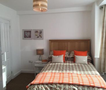 Portland Street - Photo 4