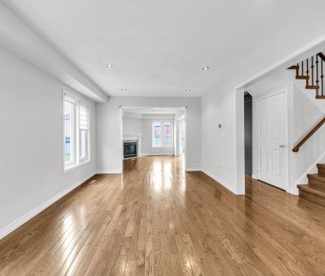 For Lease - 19 Connery Crescent, Markham, Ontario - Photo 3