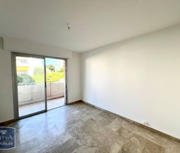 Location Appartement 2 pièces 47m² LE CANNET 06110 - Photo 3