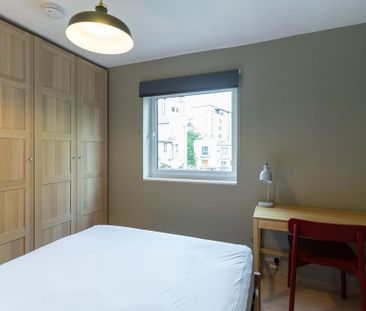 1 bedroom in a house share to rent - Photo 5