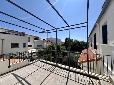 Location Appartement 4 pièces 78m² MONTPELLIER 34090 - Photo 3