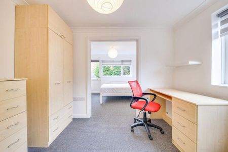 6 bedroom house to rent - Photo 5