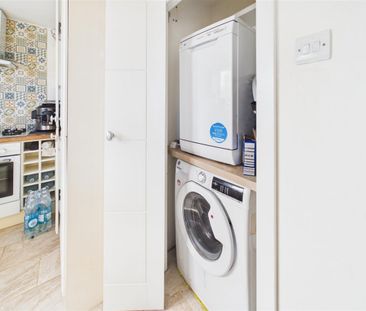 2 bedroom Maisonette to rent - Photo 6