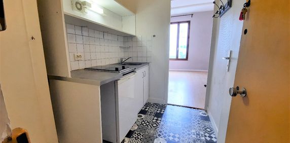 Location Appartement 1 pièce 21m² TOURS 37000 - Photo 2