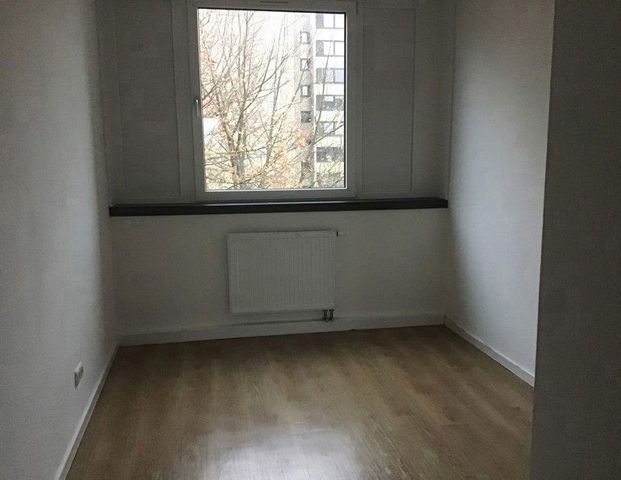 Moderne 3-Raum-Wohnung mit Balkon! WBS! - Foto 1