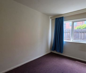 Bright & Easy Living - Photo 3