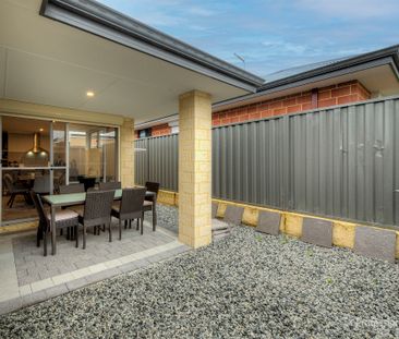 15 Hayeswater Street, Aveley WA 6069 - Photo 1