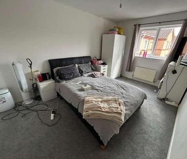 Castleton Road, Middleaze, Swindon, SN5 - Photo 3