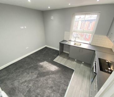 3 bedroom apartment to rent - Photo 5