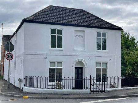 3 bedroom semi-detached house to rent - Photo 4