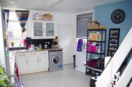 Gordon Avenue, Bolton - Photo 5