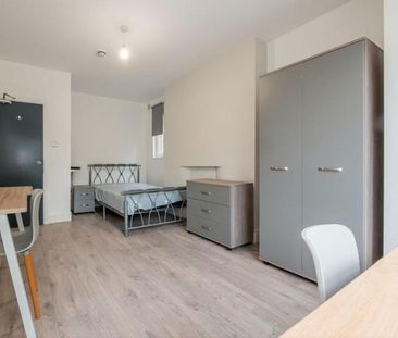 8 bedroom house to rent - Photo 3