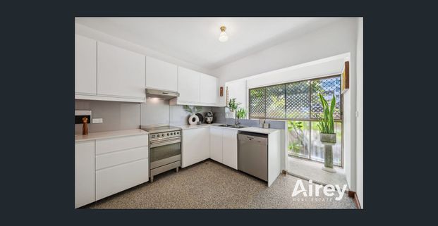 ABSOLUTE RIVERSIDE LIVING! - Photo 1