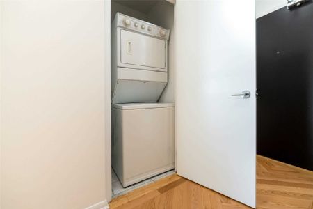 For Lease - 231 Fort York Boulevard Unit# 1802, Toronto, Ontario - Photo 2