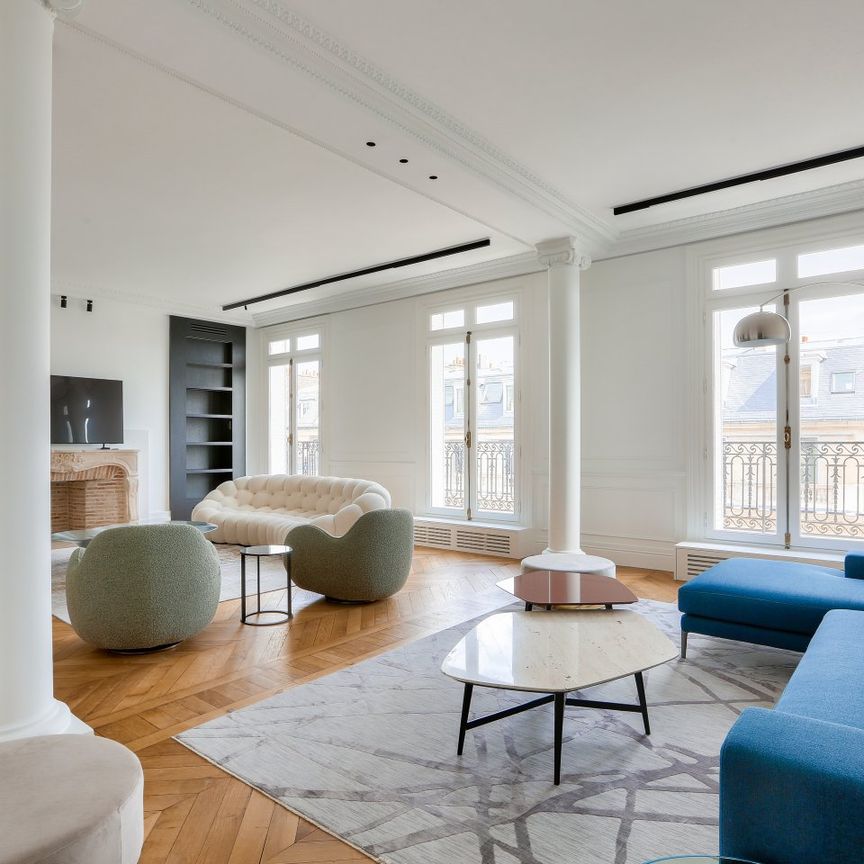 Paris 8 - Triangle d’or - Photo 1