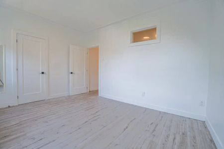2477-2487 Rue Rachel — 5-1/2 - Photo 2
