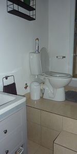 Location Appartement 2 pièces 37m² MONTMORILLON 86500 - Photo 4