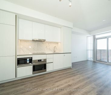 8 Interchange Way #5605 - Photo 3