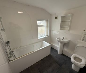 Ainsworth Road - Photo 4
