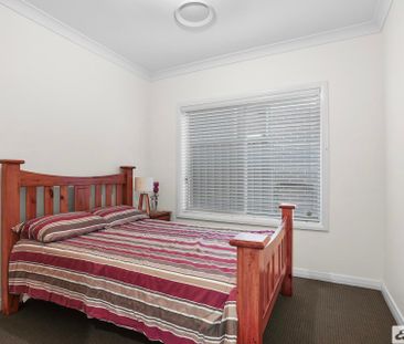 37 Carnelian Street - Photo 3