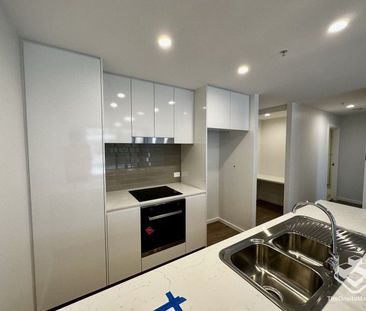 CIENNA VARSITY RIDGE - 2 Bedroom Executive Apartment - Photo 5