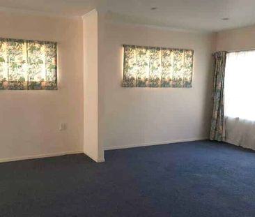 Greenwoods Corner - Photo 4