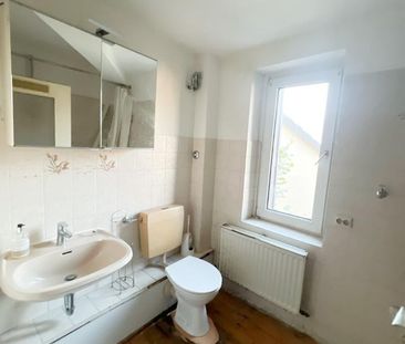 Lichtdurchflutete 4-Zimmer-Dachgeschosswohnung in bester Lage + Ein... - Foto 1