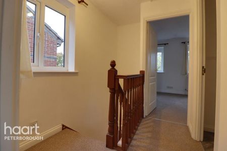 2 bedroom semi-detached house to rent - Photo 2