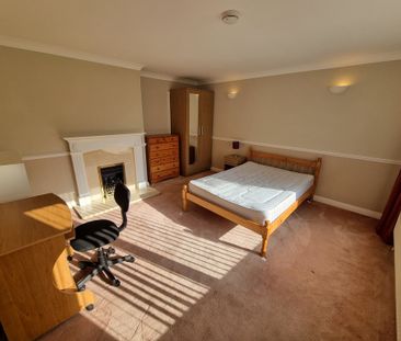 6 Bed Student Accommodation - Photo 5