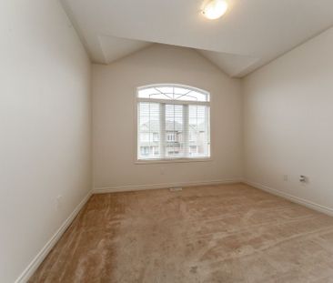 For Lease - 27 Vezna Crescent, Brampton, Ontario - Photo 6