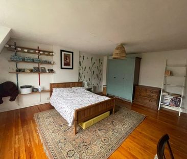 2 Bed Flat, Cornwallis Crescent, BS8 - Photo 4