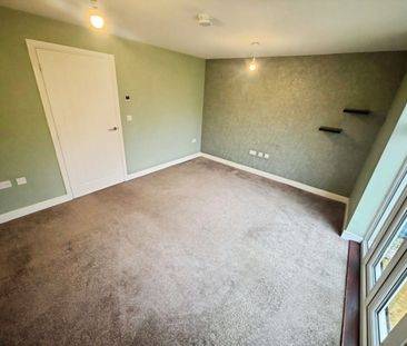 3 bedroom House To Let - Photo 3