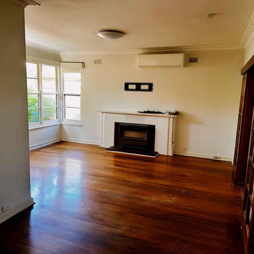 3 Bed, 1 Bath - Photo 1