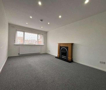 Avenue Road, Freshwater, PO40 - Photo 4