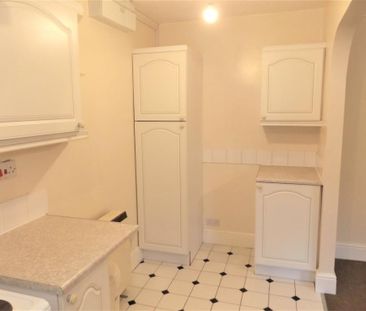 1 bedroom ground floor flat to rent - Photo 3