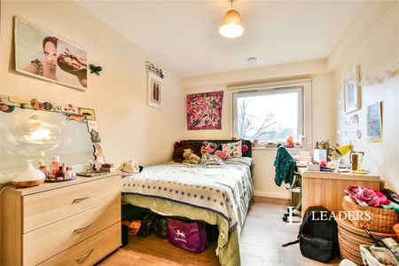 4 bedroom apartment to rent Wilbraham Road, Manchester, Greater Manchester, M14 - Photo 5