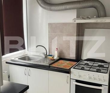 Garsonieră de închiriat, 41 mp, complet mobilată și utilată, zona 1 Mai - Fotografie 2