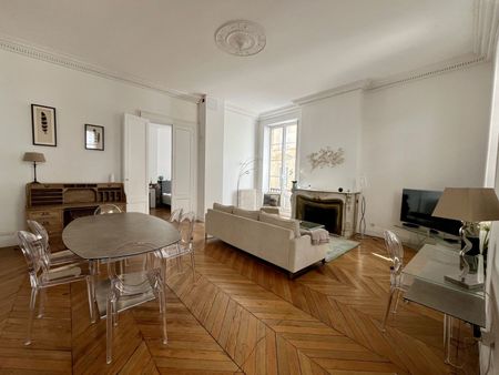 BORDEAUX JARDIN PUBLIC - 2 CHAMBRES - VASTE BALCON - 2 250 € CC - Photo 3