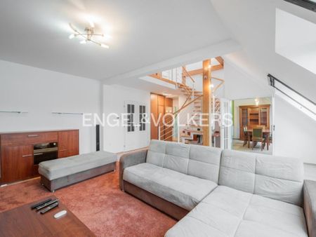 Pronájem bytu 4+1 120 m2 - Fotografie 3