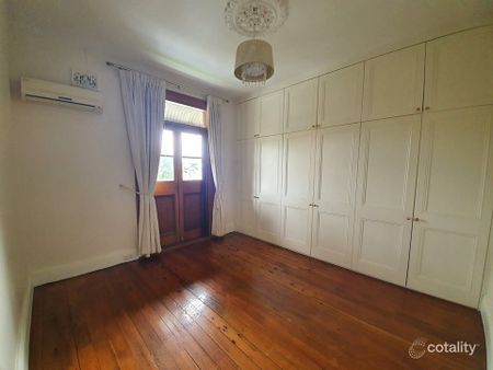 Victorian Terrace in the Heart of Leichhardt - Photo 5