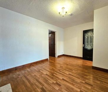 104 Twaddell Avenue, Belfast, BT13 3LG - Photo 5