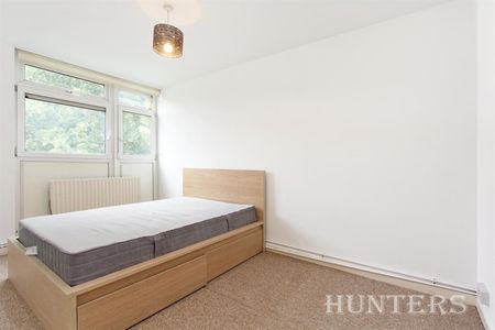 3 bedroom Flat To Let Total Size: 817 SQ FT - Photo 3