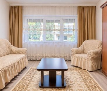 APARTAMENT CU 3 CAMERE- ZONA BOEMA, 68 m - Photo 2