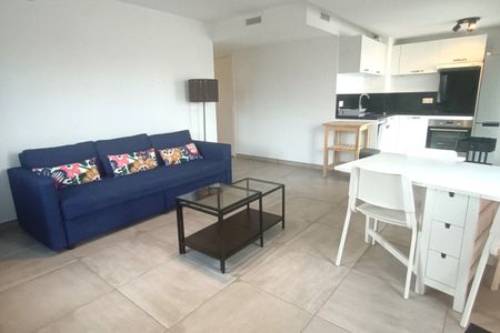 Appartement T2 SIX FOURS LES PLAGES - Vue Mer - Plage Bonnegrace - - Photo 5