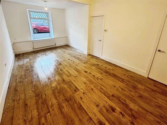 Ely Street, Tonypandy, CF40 - Photo 1