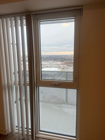 For Lease - 195 Commerce Street, Vaughan, Ontario - Photo 3