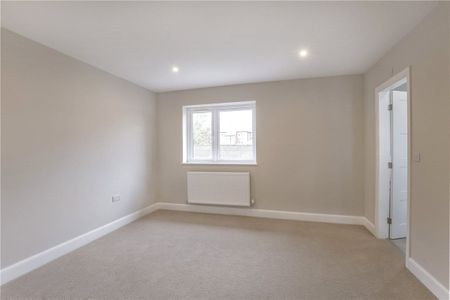 This beautifully renovated and thoughtfully extended four-bedroom home is located on one of Fulford’s most regarded street. - Photo 4