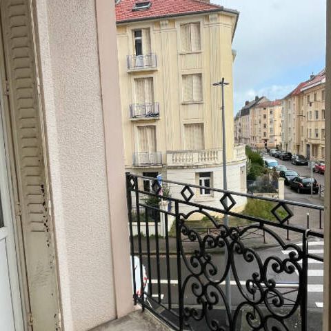 APPARTEMENT RENOVE - F3 - CUISINE EQUIPEE BALCON - METZ SABLON - Photo 1