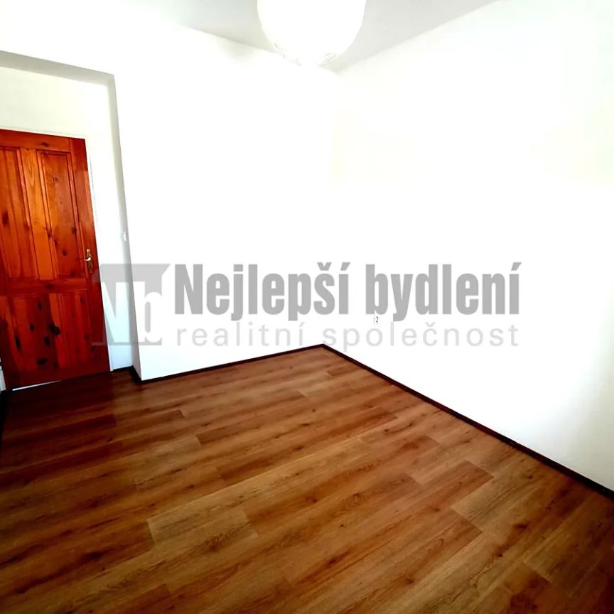 Pronájem bytu 3+1 60 m² - Photo 1
