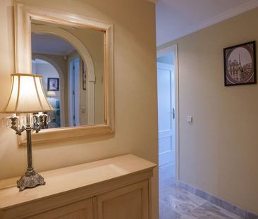 2 bedroom luxury Flat for rent in Nueva Andalucia, Andalusia - Photo 2